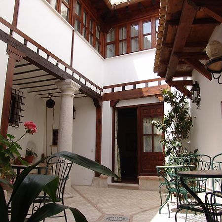 Apartamentos La Columna ชินชอน ภายนอก รูปภาพ
